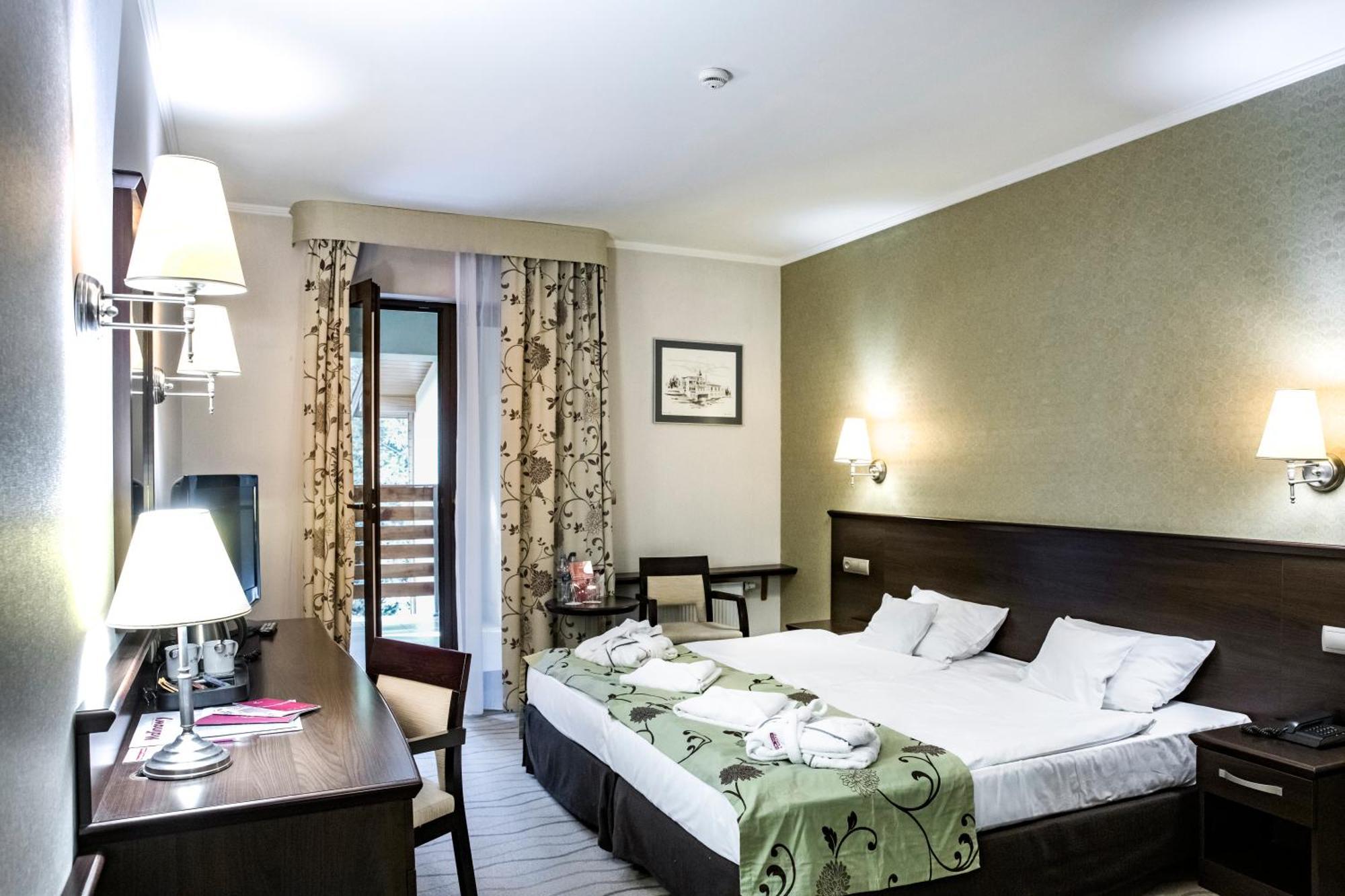 Malinowy Dwor Hotel Medical Spa Świeradów-Zdrój Dış mekan fotoğraf